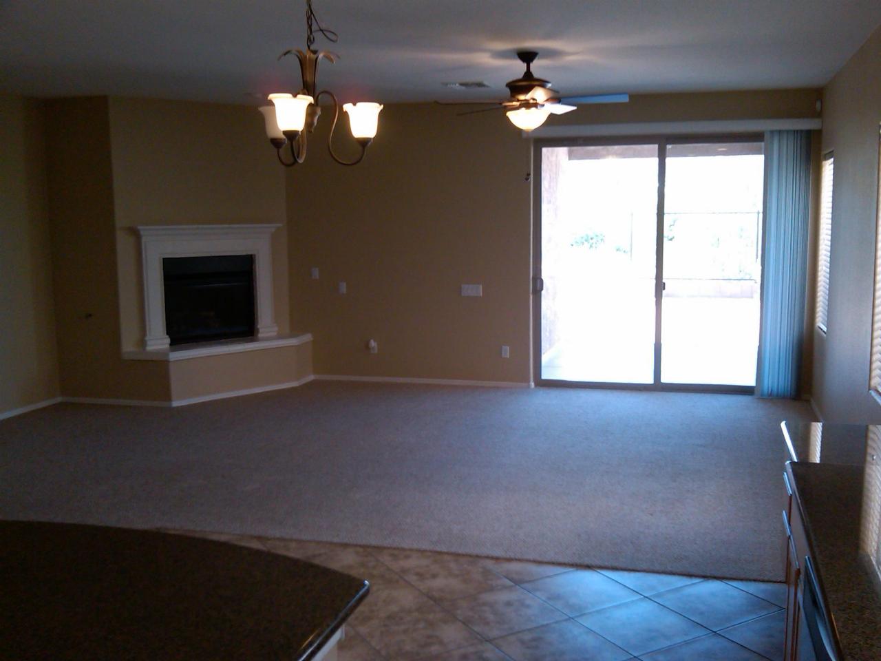 8443 West Bajada Road Peoria, AZ 85383 - Photo 4 of 7 Living/fireplace