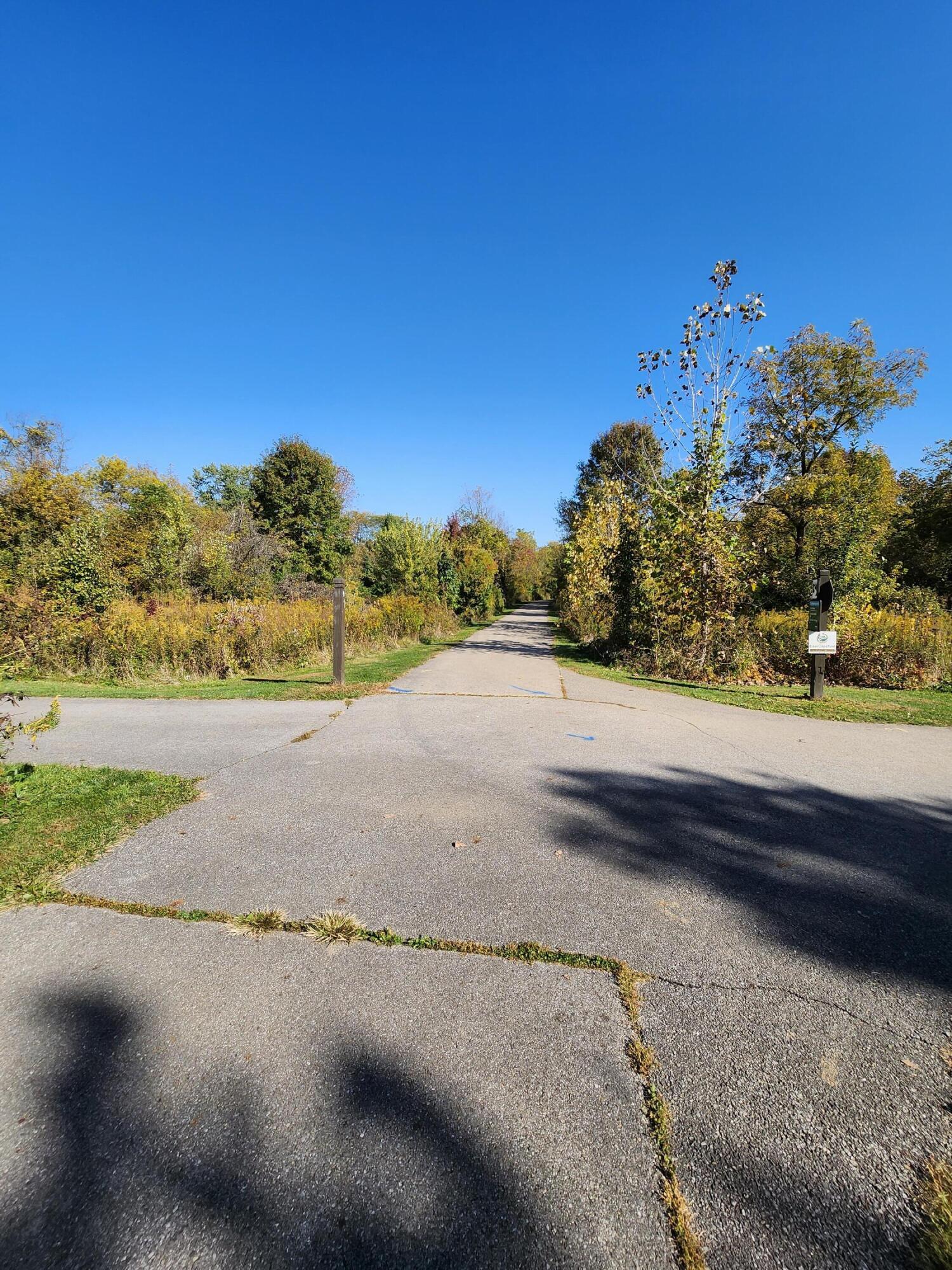 107 Price Road Columbus, OH 43230 - Photo 31 of 36 Big Walnut Creek Walk/Bike Bath