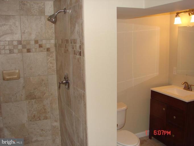 1749 Weyburn Road Rosedale, MD 21237 - Photo 9 of 14 Bath #4