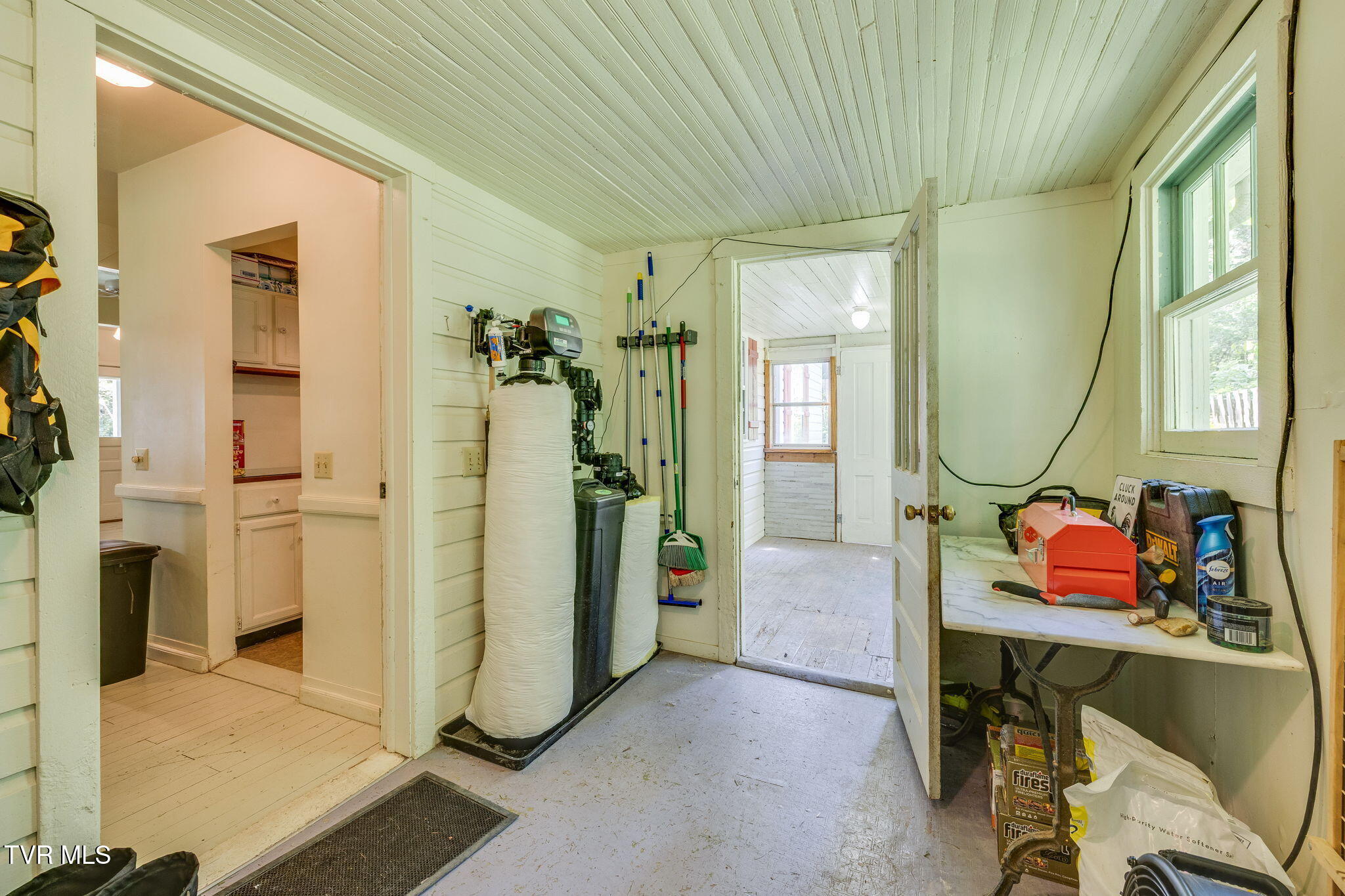 1355 Jackson Hollow Road Mosheim, TN 37818 - Photo 33 of 95 032