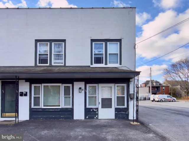 $1,195 | 31 South Main Street, Manheim, PA 17545