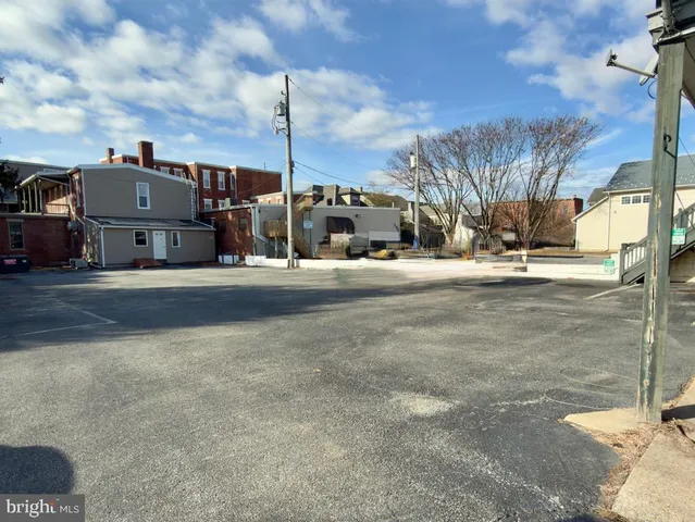 $1,195 | 31 South Main Street, Manheim, PA 17545