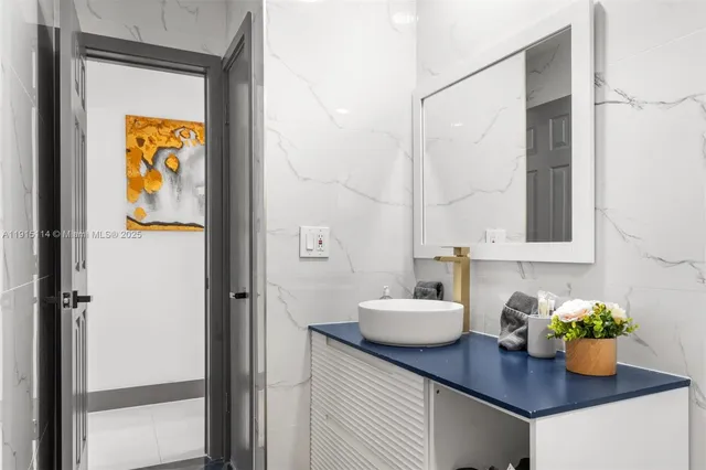 $3,980 | 390 Northwest 40th Street, Deerfield Beach, FL 33064