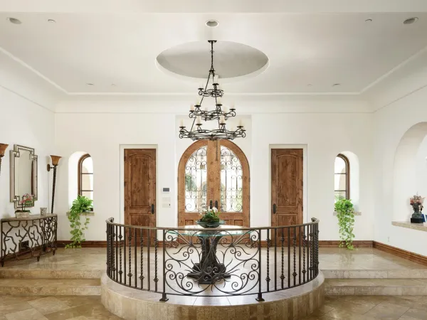 $8,250,000 | 16409 Via De Santa Fe, Rancho Santa Fe, CA 92067