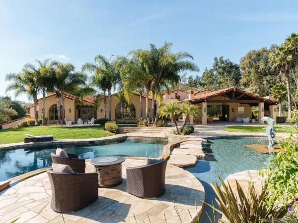 $8,250,000 | 16409 Via De Santa Fe, Rancho Santa Fe, CA 92067