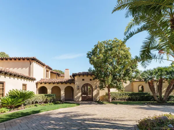 $8,250,000 | 16409 Via De Santa Fe, Rancho Santa Fe, CA 92067