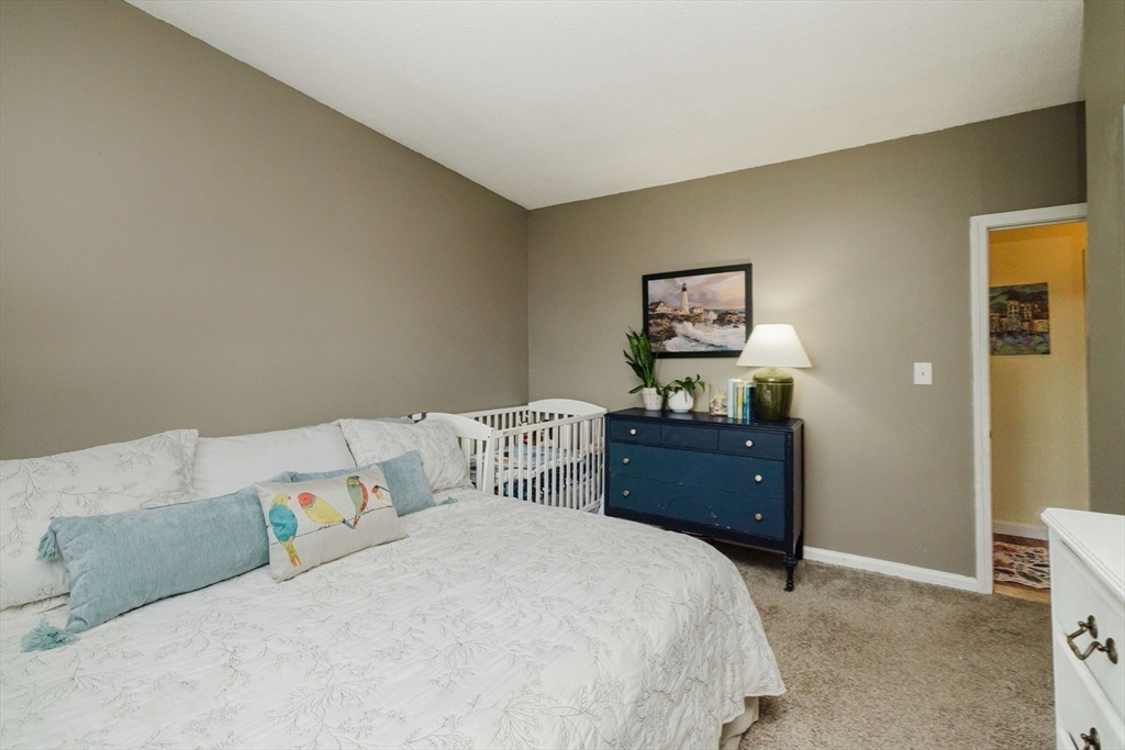 464 Bank Street, Unit 10 Fall River, MA 02720 - Photo 9 of 22