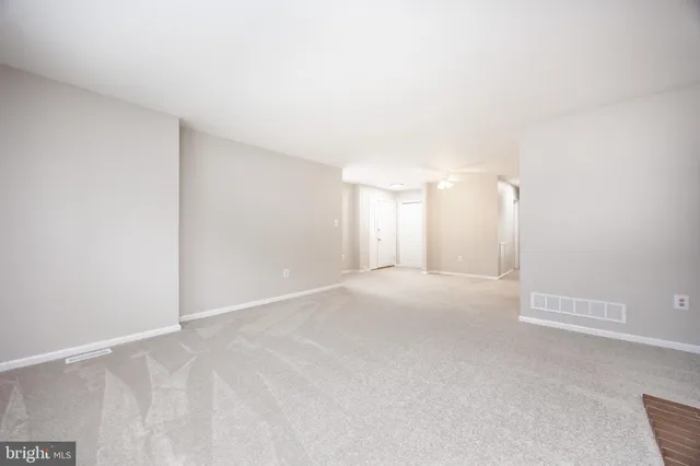 $220,000 | 700 Farmington Avenue, Unit 40, Pottstown, PA 19464