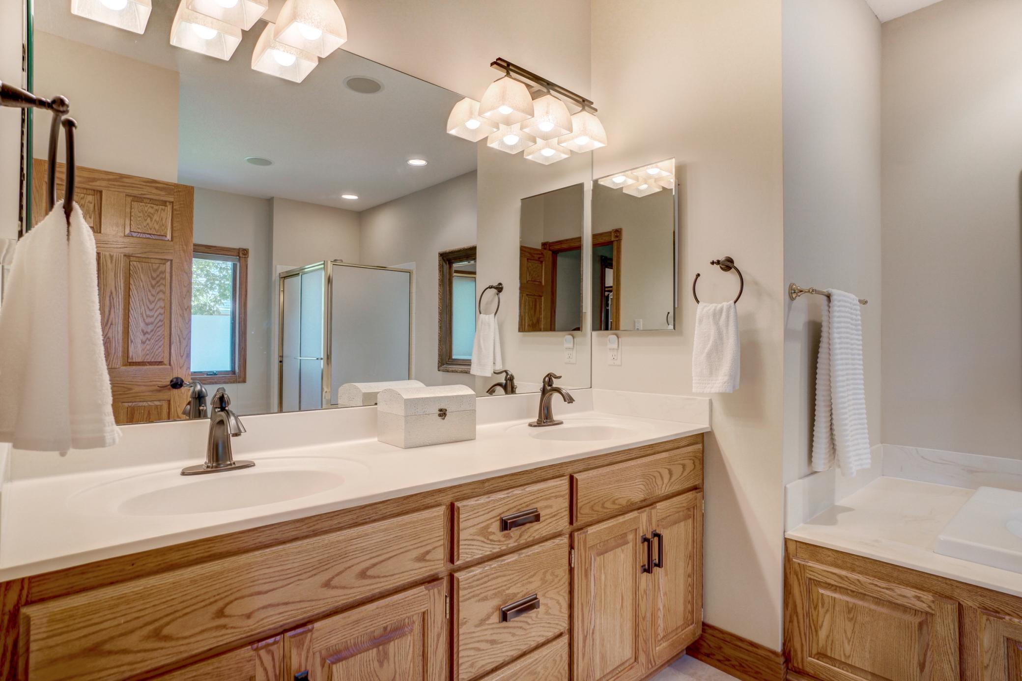 853 Amble Road Shoreview, MN 55126 - Photo 22 of 34 Gallery Image 22
