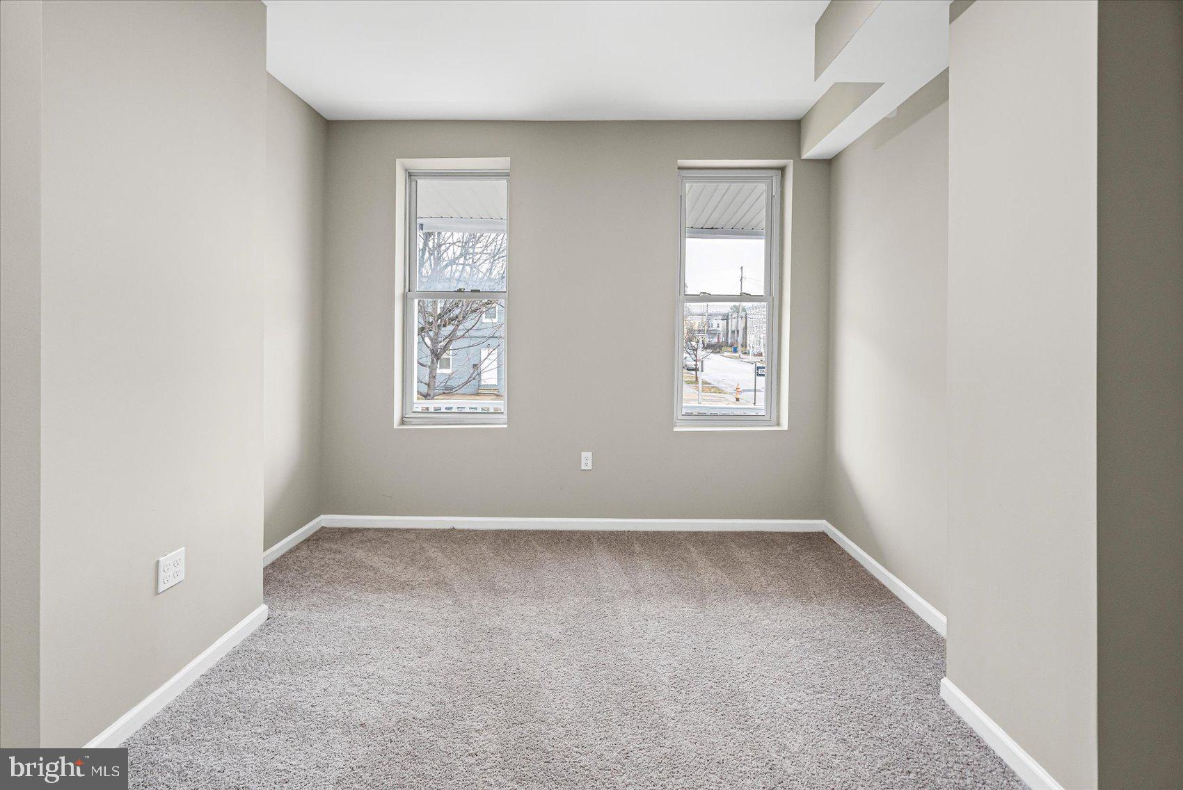 178 Collins Avenue Baltimore, MD 21229 - Photo 13 of 33