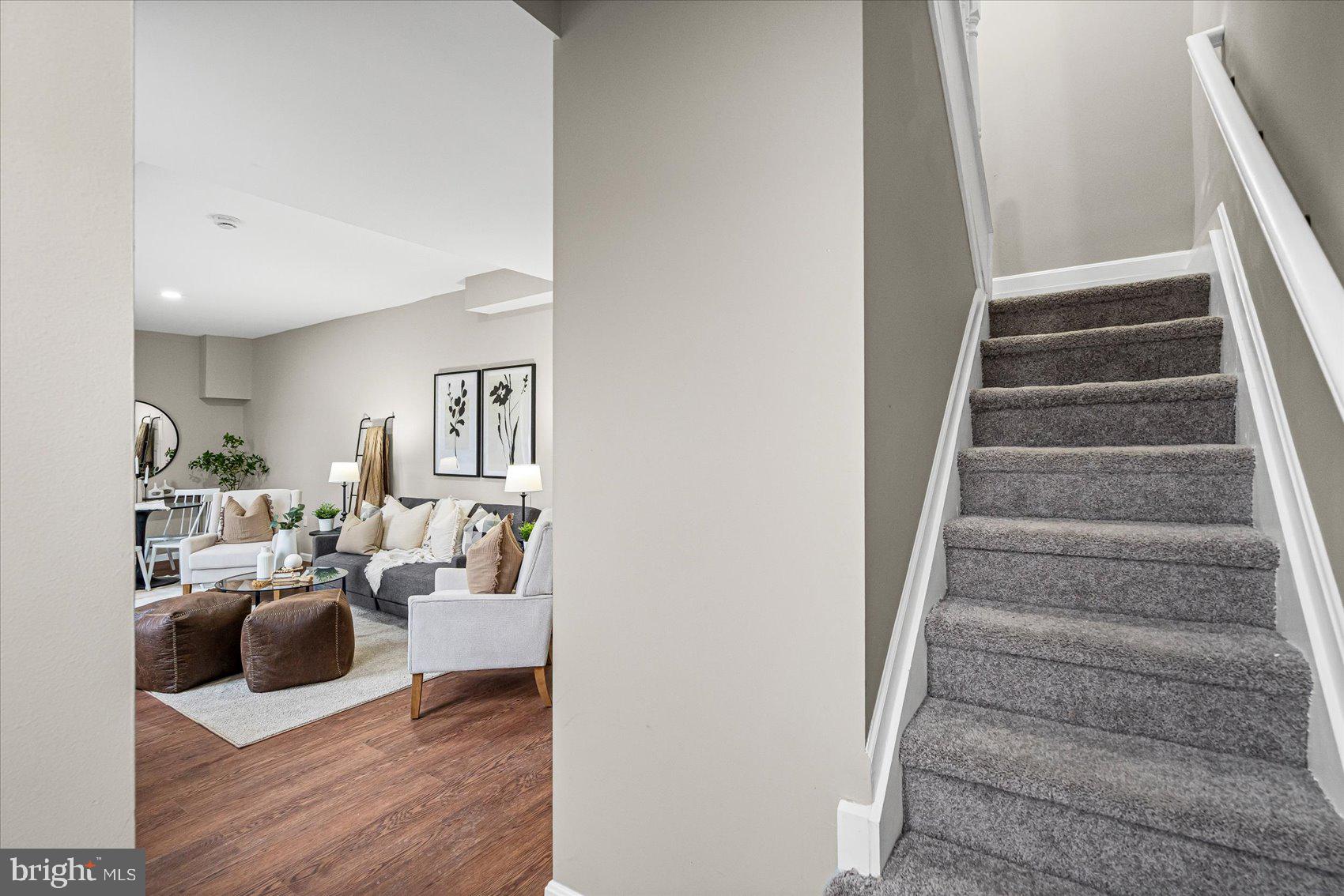 178 Collins Avenue Baltimore, MD 21229 - Photo 7 of 33