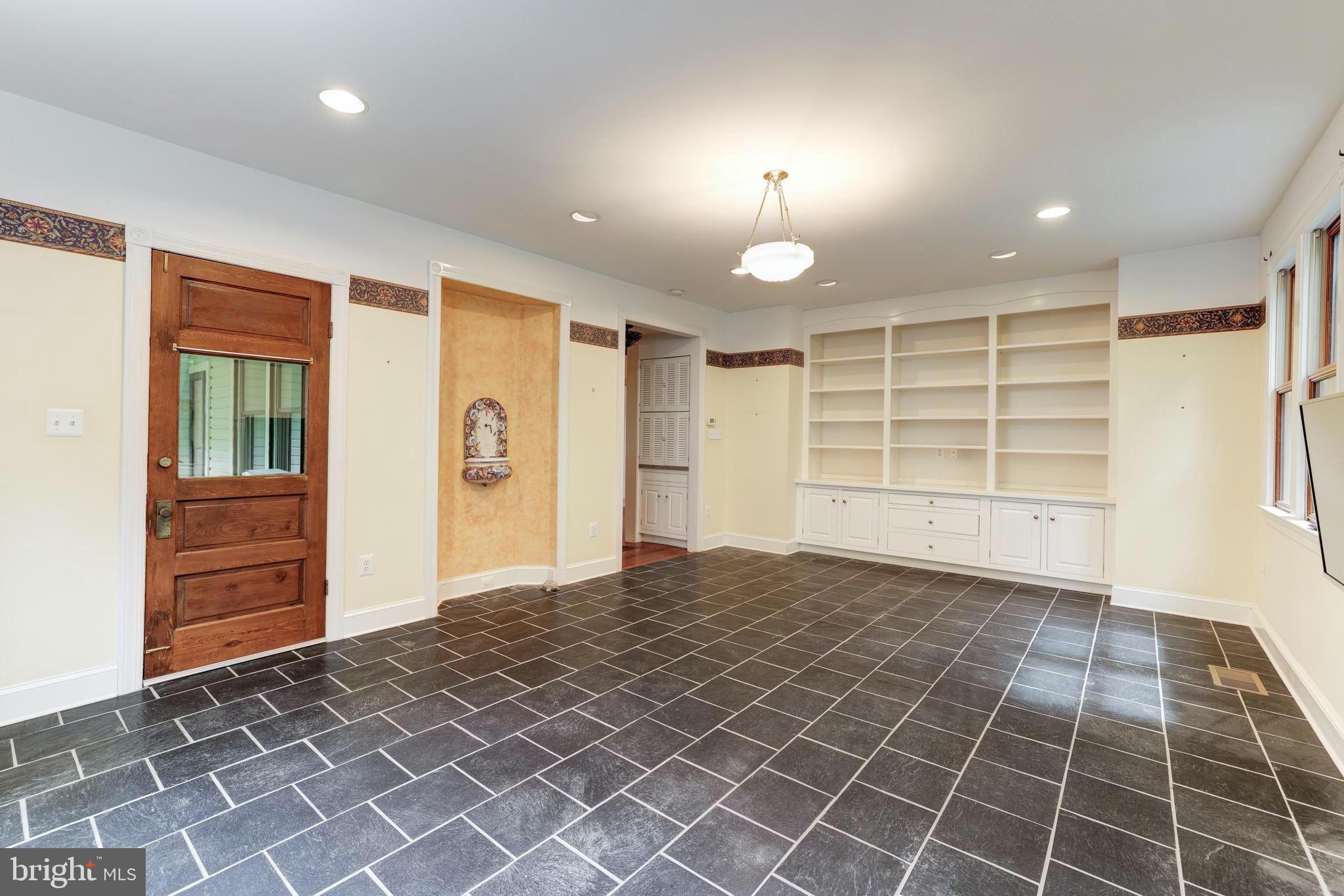 3416 North Glebe Road Arlington, VA 22207 - Photo 15 of 40