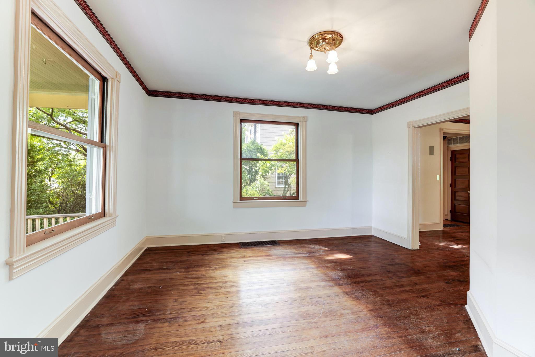3416 North Glebe Road Arlington, VA 22207 - Photo 6 of 40