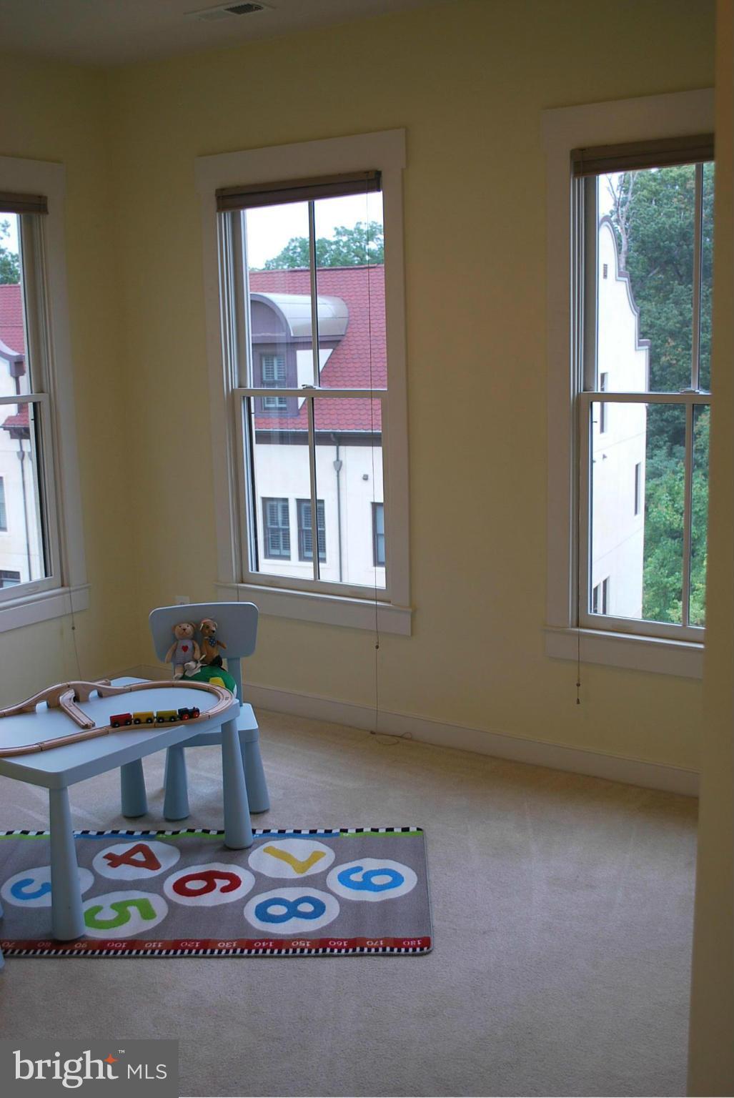 2726 Cassedy Street Silver Spring, MD 20910 - Photo 20 of 29 Second Bedroom