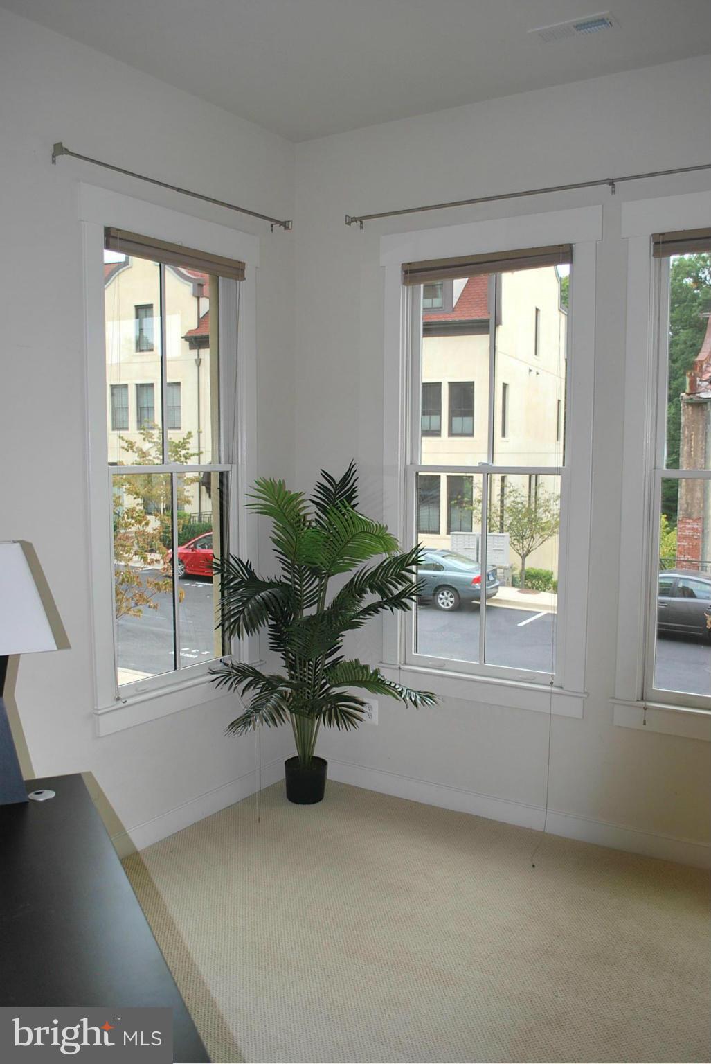 2726 Cassedy Street Silver Spring, MD 20910 - Photo 5 of 29 Office