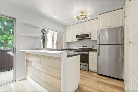 $520,000 | 7930 Mission Center Court, Unit L, San Diego, CA 92108