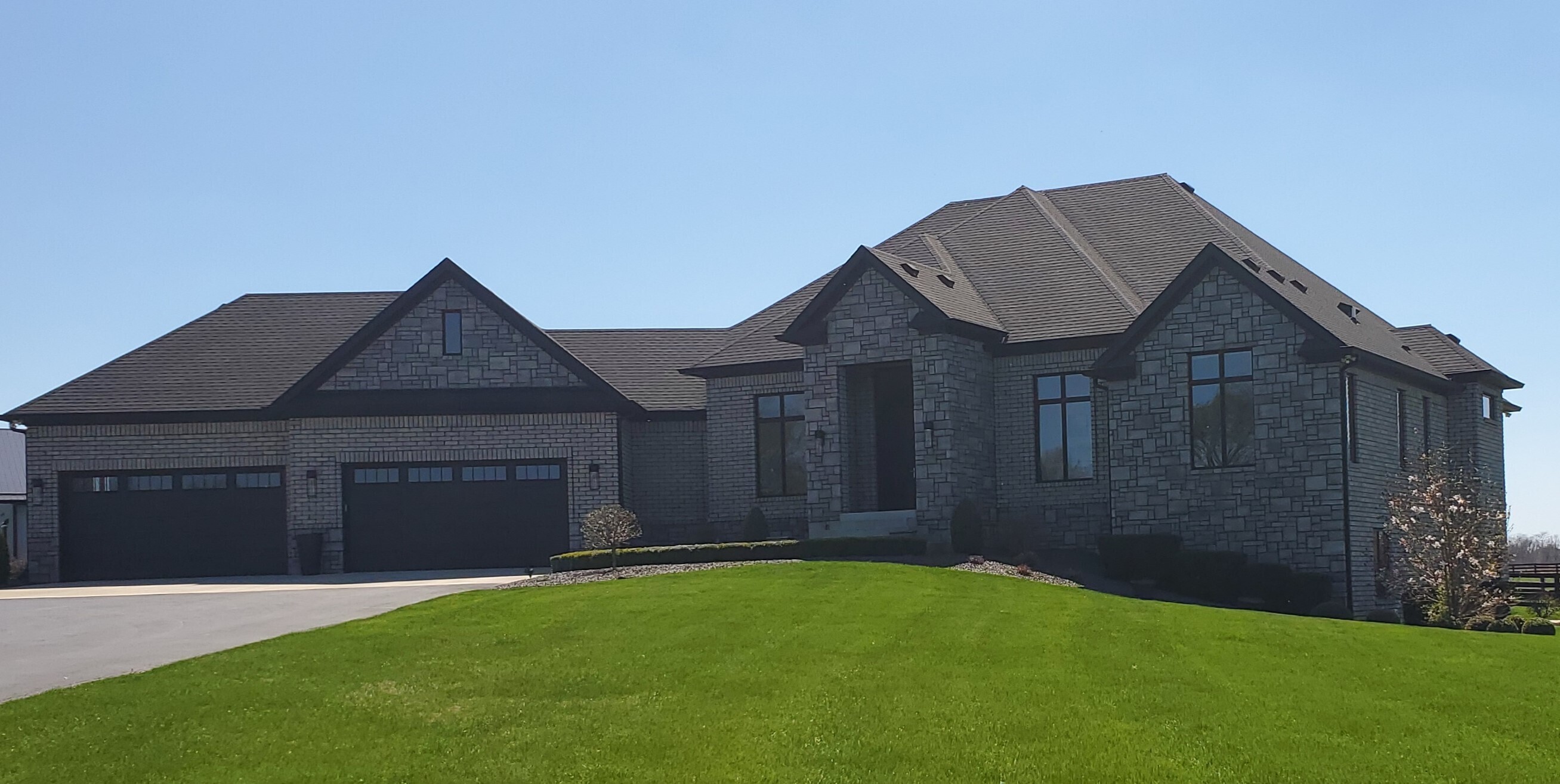 6115 Travis Road Greenwood, IN 46143 - Photo 3 of 35