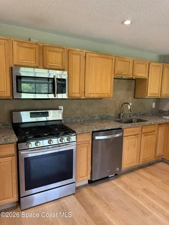 $2,100 | 610 Soto Grande Court, Melbourne, FL 32940