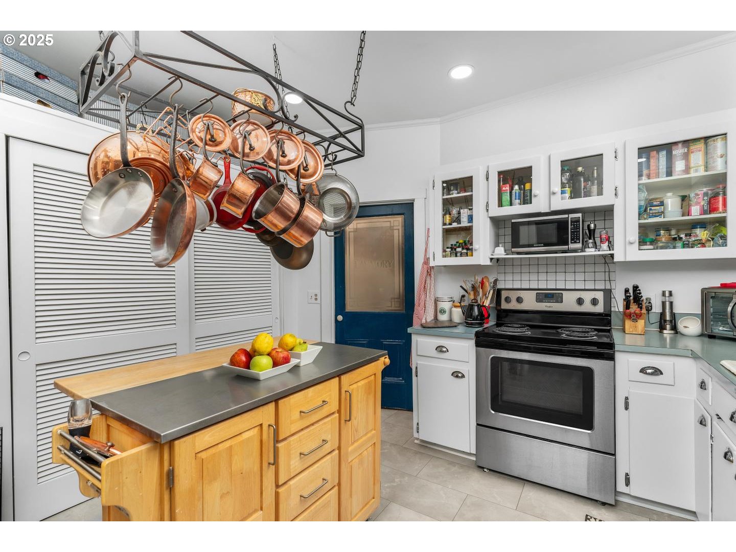 535 Northeast Bridgeton Road, Unit 5 Portland, OR 97211 - Photo 15 of 26 Kitchen