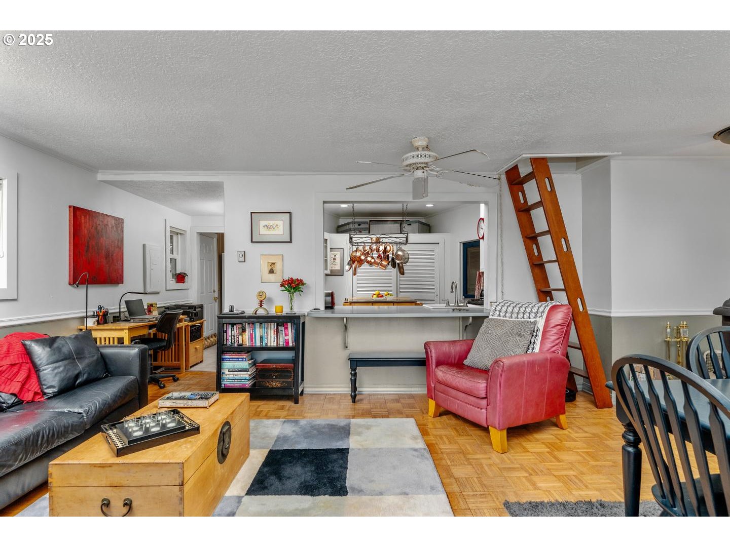 535 Northeast Bridgeton Road, Unit 5 Portland, OR 97211 - Photo 6 of 26 Living Room