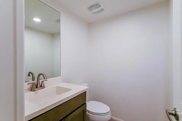$2,305 | 18777 North 43rd Avenue, Unit 40, Glendale, AZ 85308