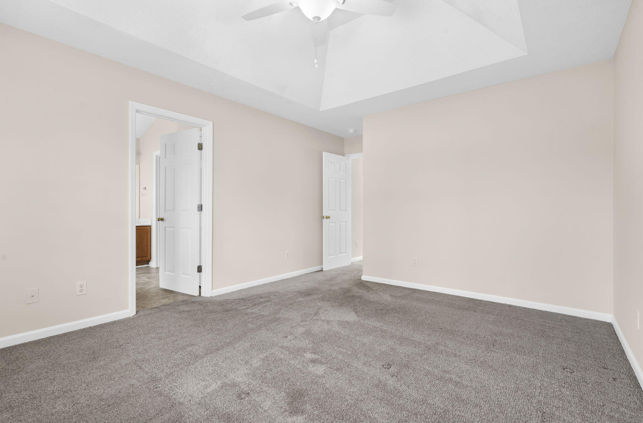 1311 Lantern Road Summerville, SC 29486 - Photo 14 of 30 14-web-or-mls-DSC09594