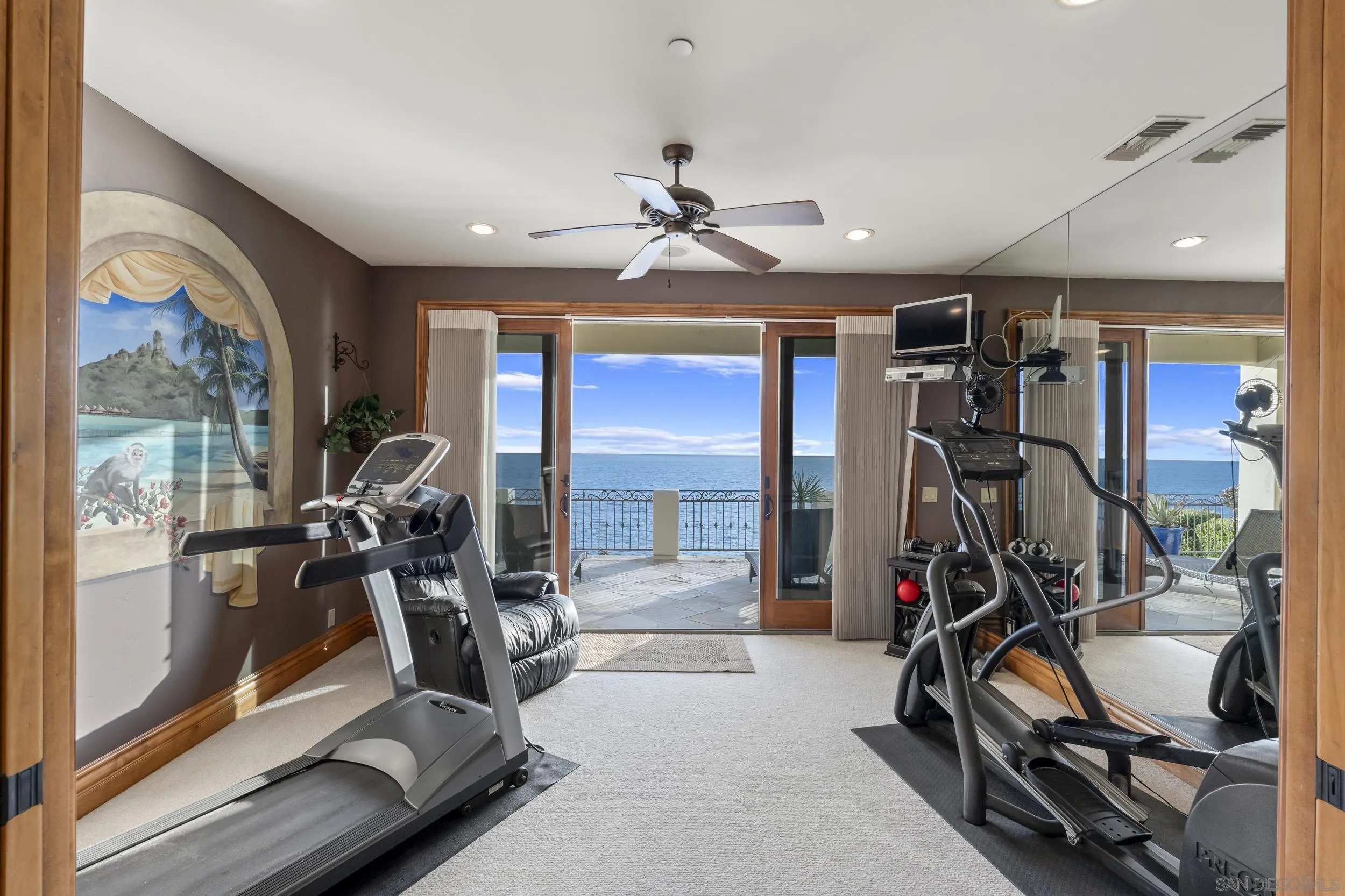 518 Neptune Avenue Encinitas, CA 92024 - Photo 34 of 58
