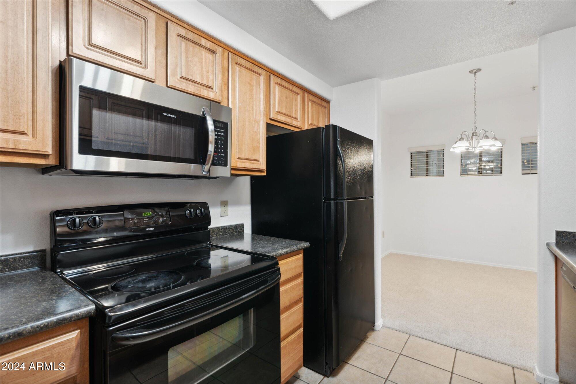 3434 East Baseline Road, Unit 119 Phoenix, AZ 85042 - Photo 6 of 21 06-DSC01594