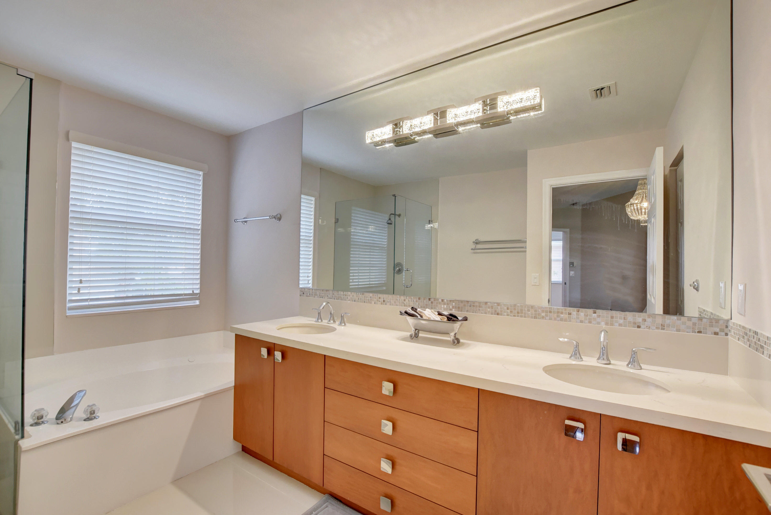 7399 Panache Way Boca Raton, FL 33433 - Photo 17 of 32 Master Bathroom