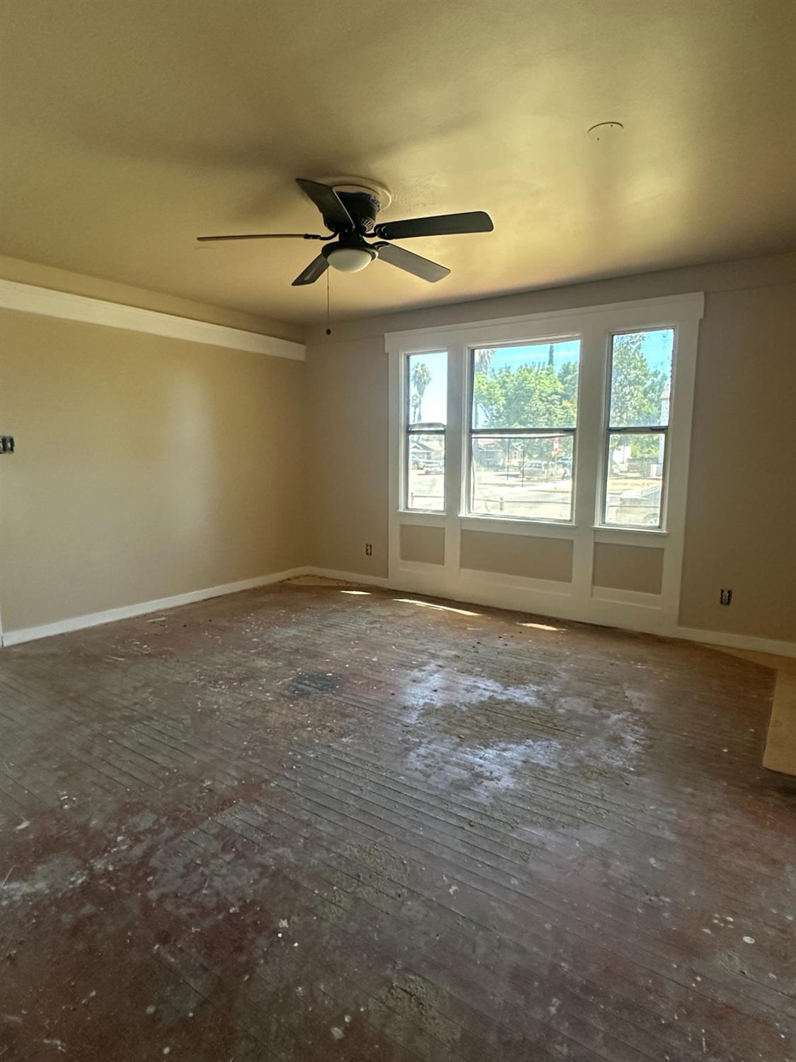 230 North 3rd Street Patterson, CA 95363 - Photo 11 of 70
