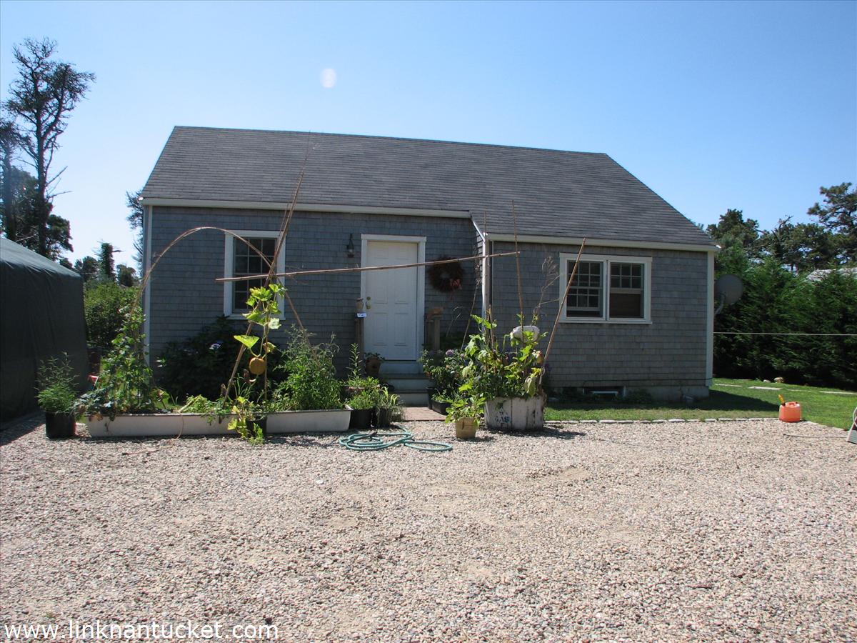 47 A Appleton Road Nantucket, MA 02554 - Photo 2 of 3 Gallery Image 2