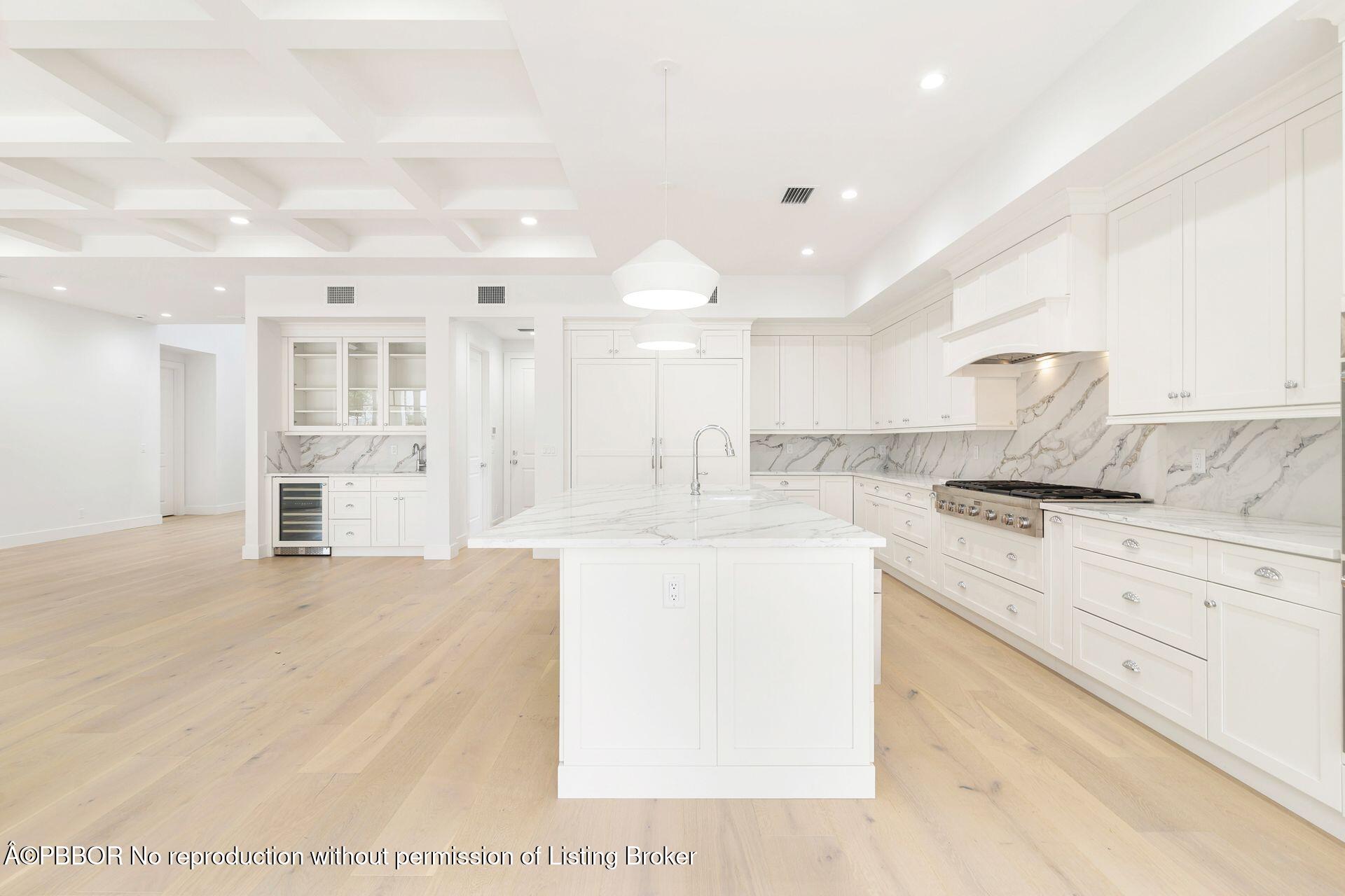 250 Alpine Road West Palm Beach, FL 33405 - Photo 21 of 58 Kitchen