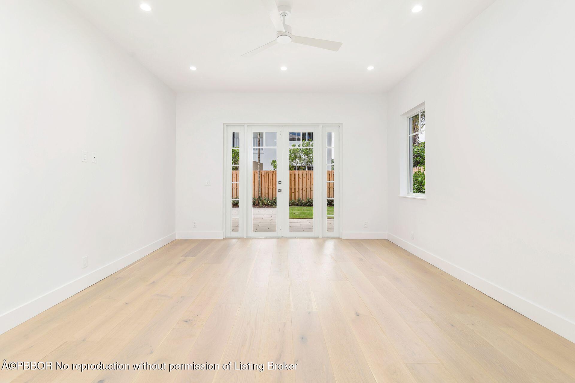 250 Alpine Road West Palm Beach, FL 33405 - Photo 28 of 58 Primary Bedroom