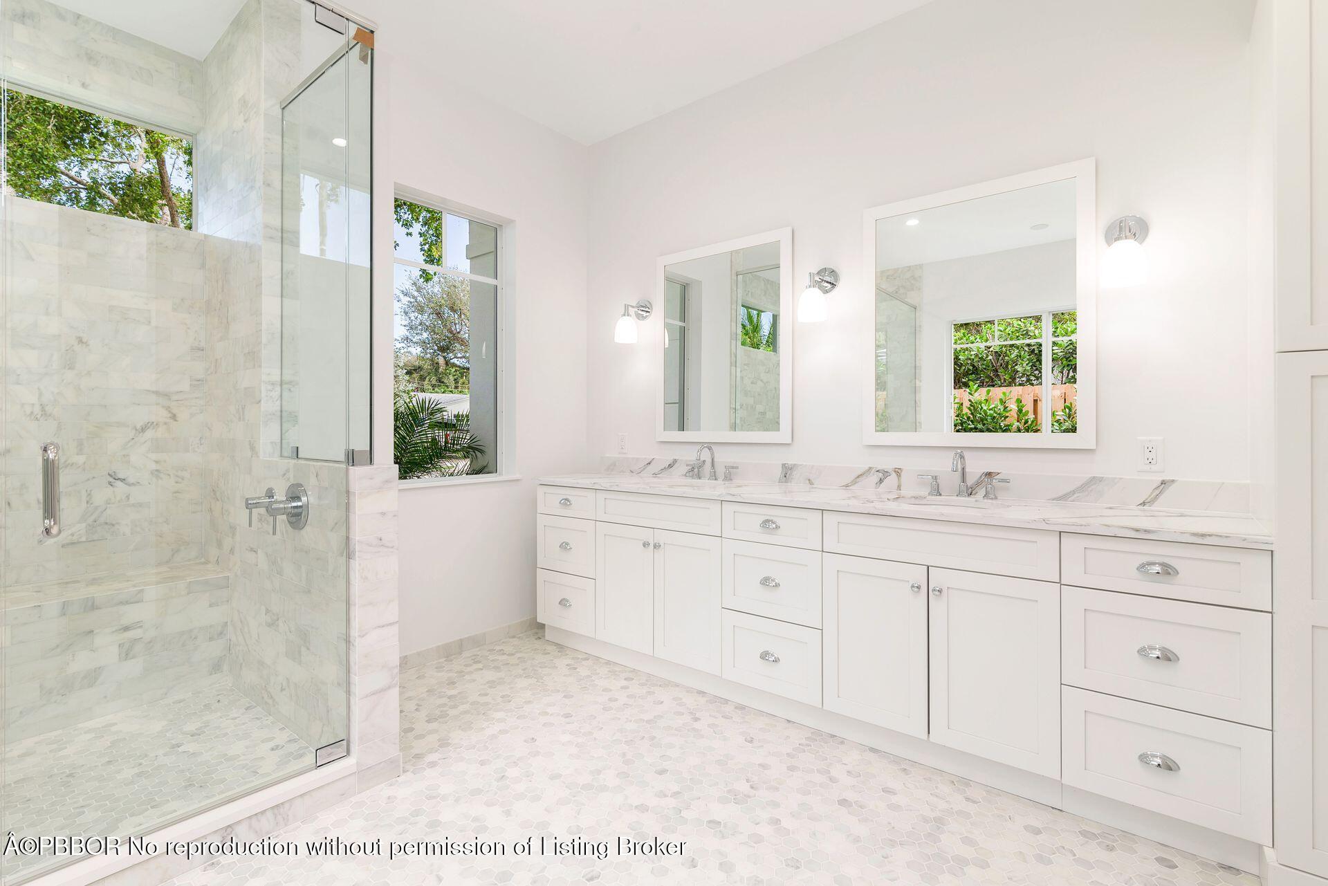 250 Alpine Road West Palm Beach, FL 33405 - Photo 30 of 58 Primary Bathroom