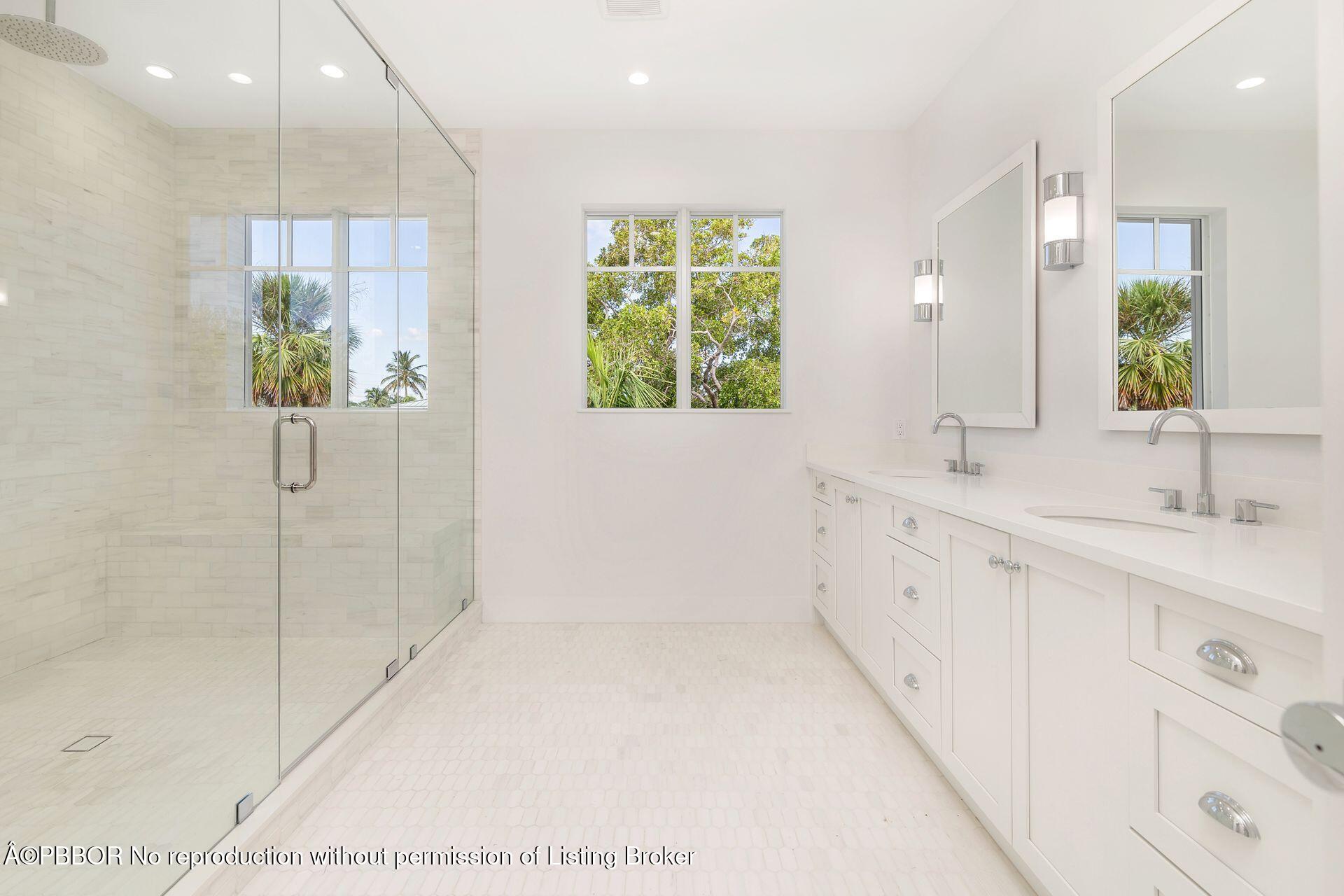 250 Alpine Road West Palm Beach, FL 33405 - Photo 38 of 58 Bathroom 2