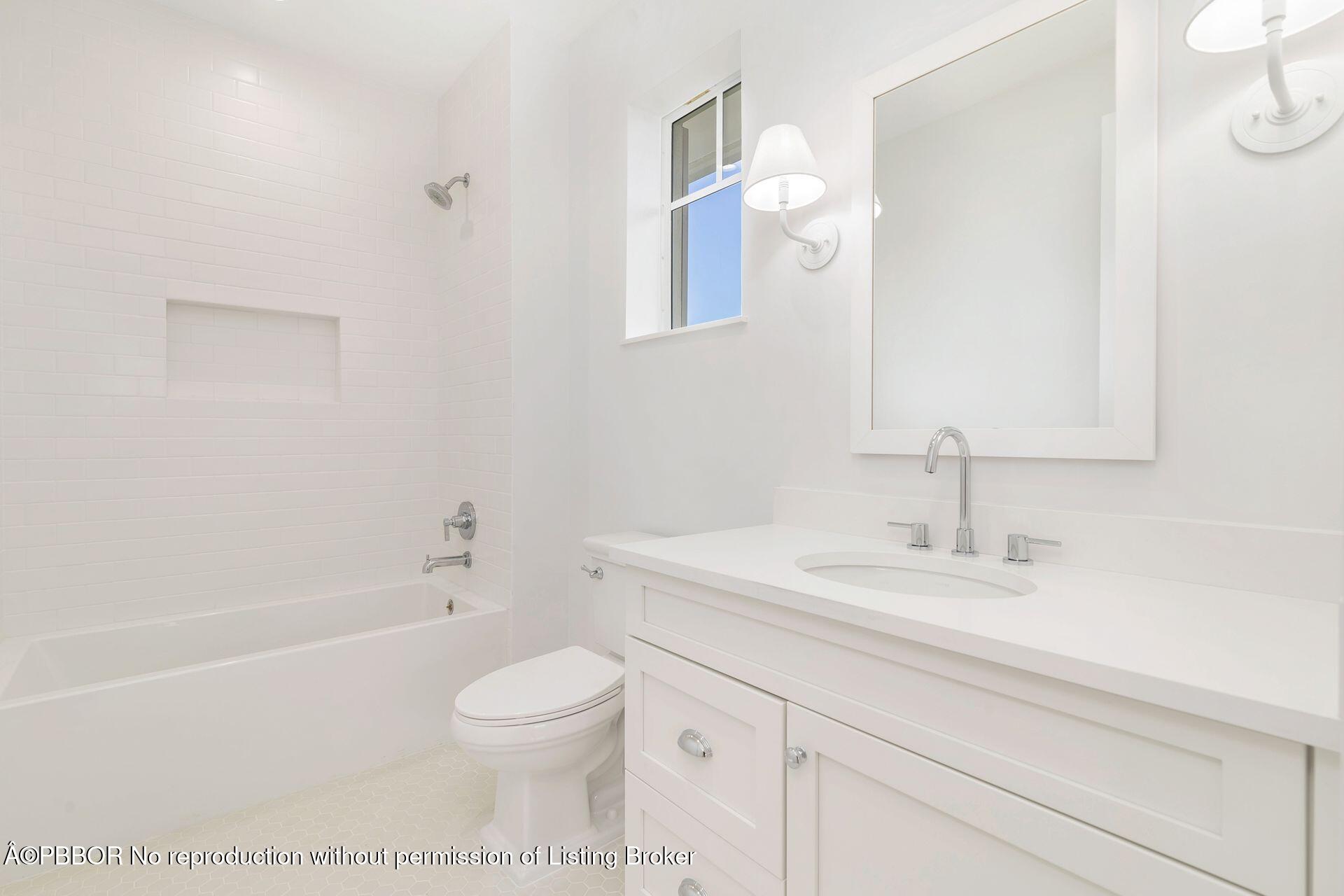 250 Alpine Road West Palm Beach, FL 33405 - Photo 42 of 58 Bathroom 3