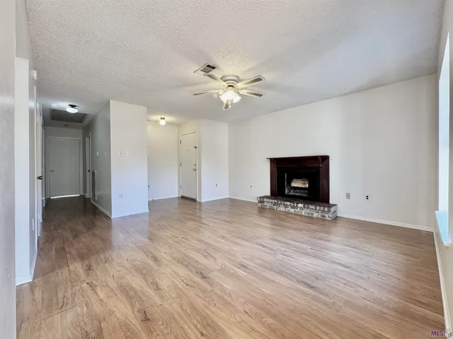 $1,150 | 5160 Everett Lane, Unit B, Baton Rouge, LA 70809
