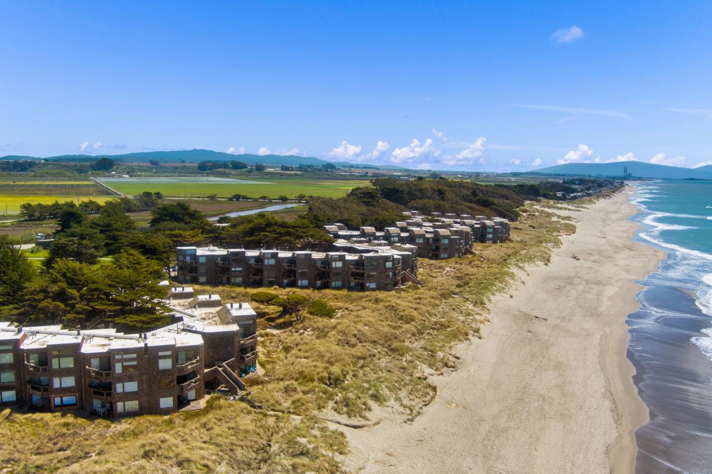 101 Shell Road, Unit 108 Watsonville, CA 95076 - Photo 36 of 38 a view of a city with an ocean view