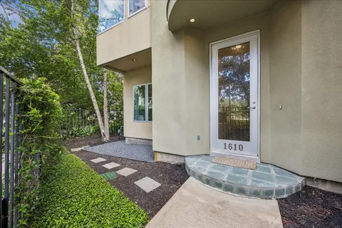 $549,000 | 1610 Calumet Street, Houston, TX 77004