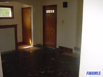 2338 North Clinton Street Fort Wayne, IN 46805 - Photo 6 of 11