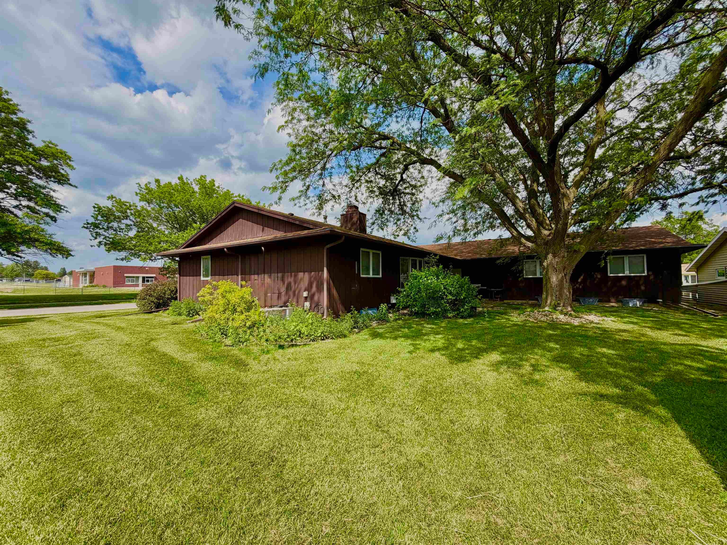 409-806 Rachael Street Waterloo, IA 50701 - Photo 4 of 4 Gallery Image 4