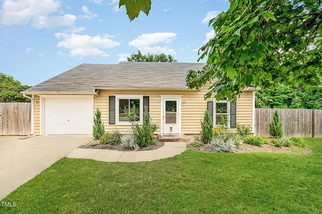 $359,999 | 6 Blake Court, Durham, NC 27712