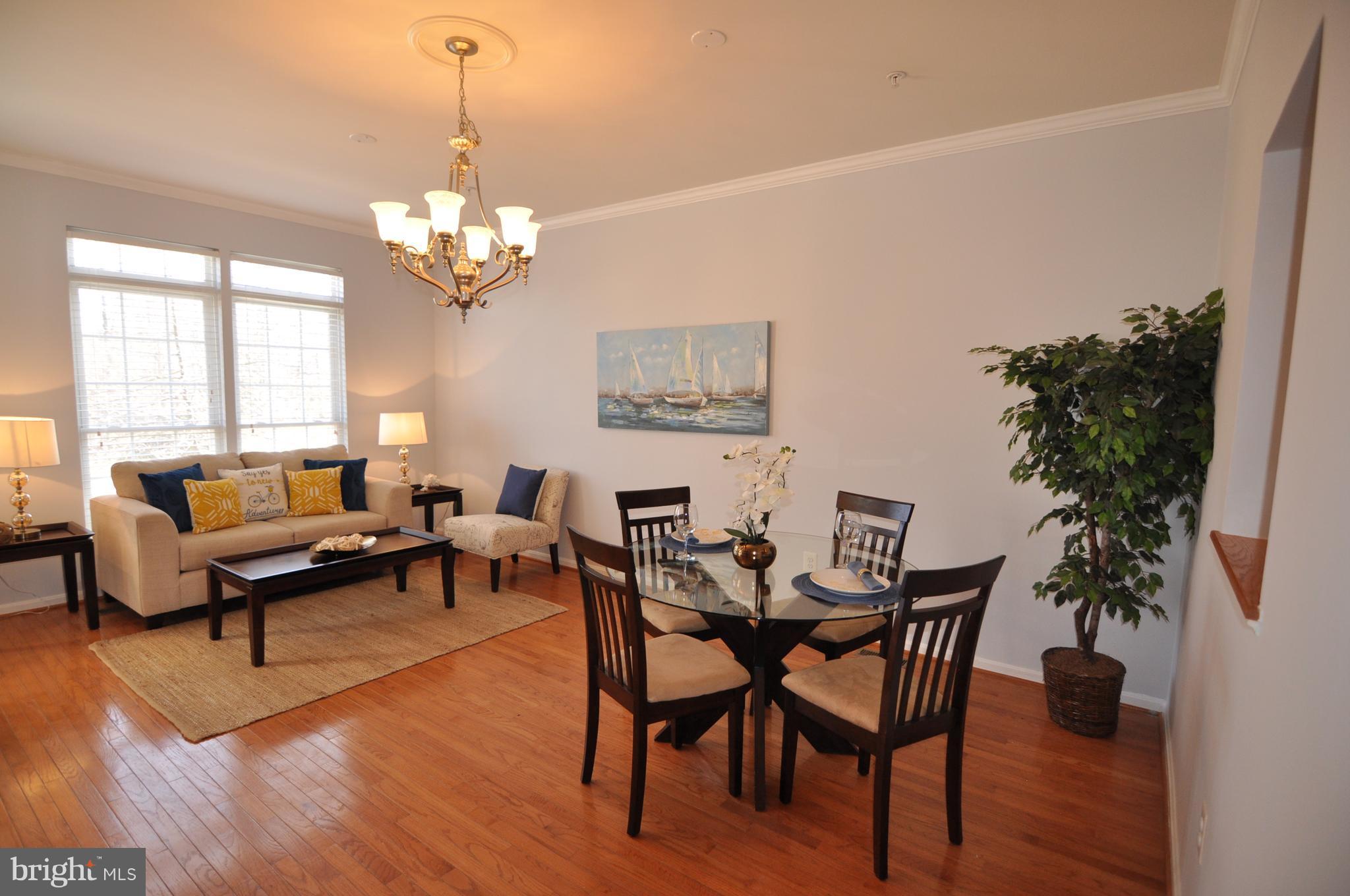 806 Mericrest Way Odenton, MD 21113 - Photo 3 of 30 Living Room