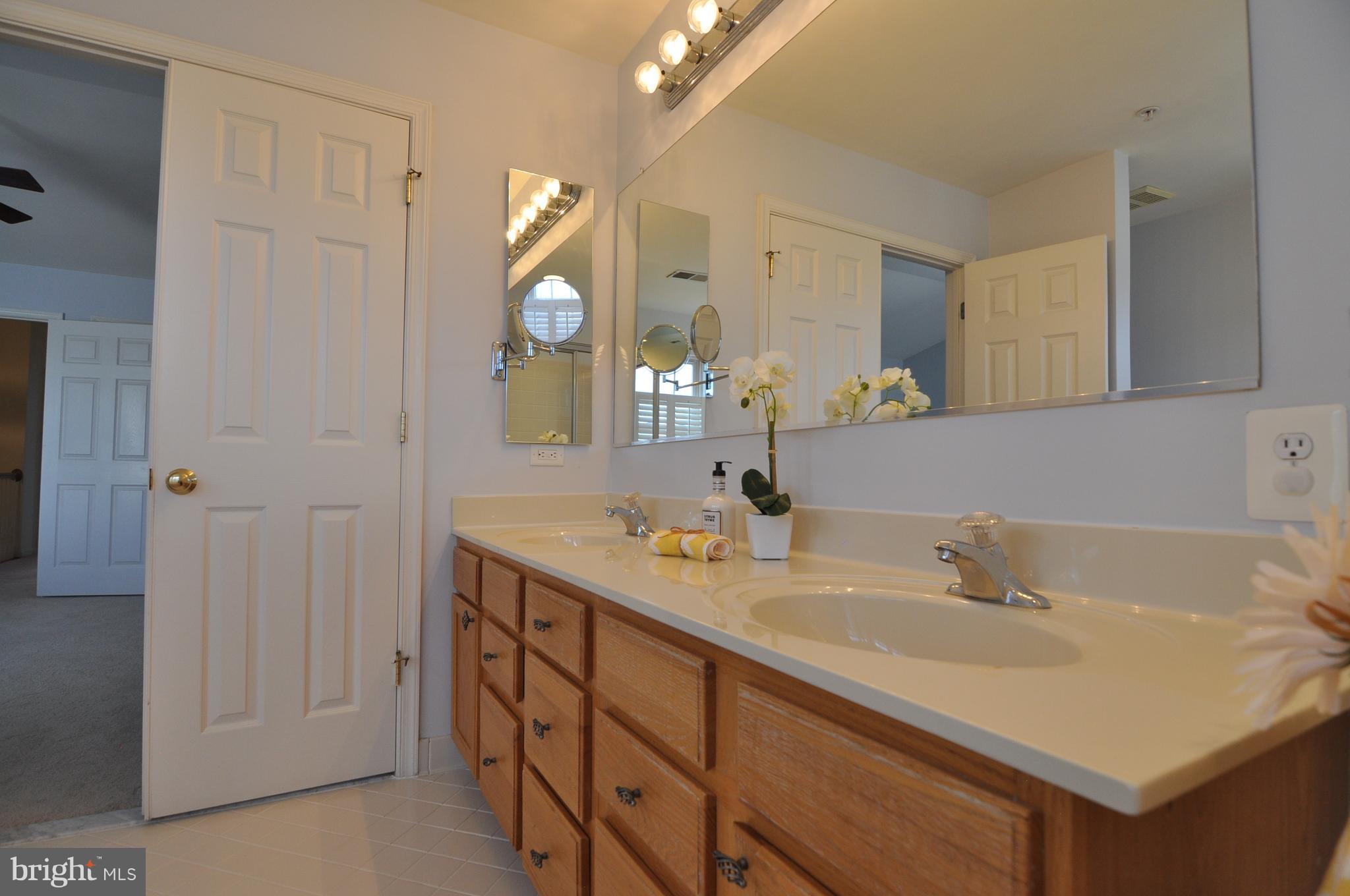 806 Mericrest Way Odenton, MD 21113 - Photo 23 of 30 Bath (Master)