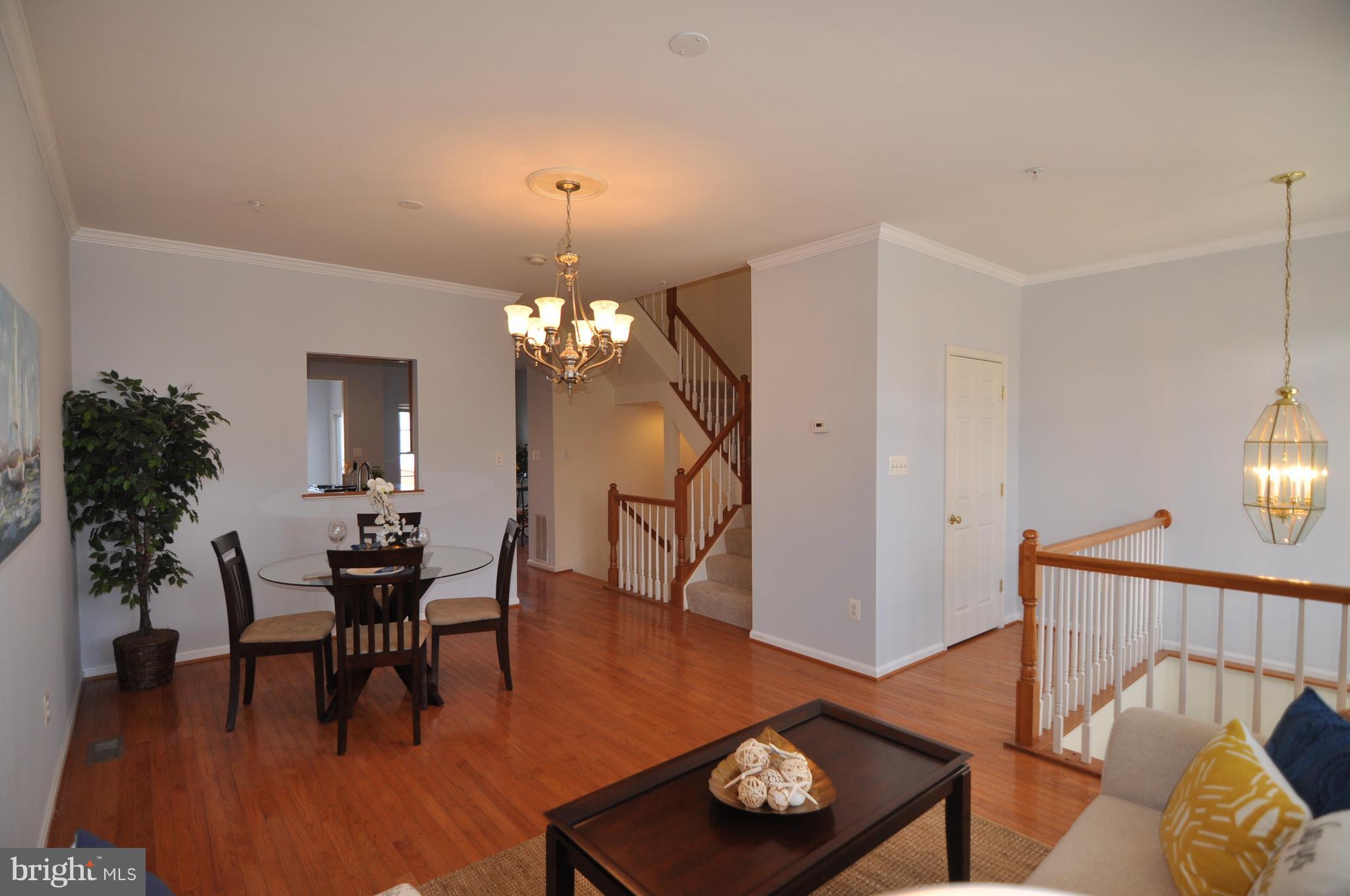 806 Mericrest Way Odenton, MD 21113 - Photo 4 of 30 Living Room