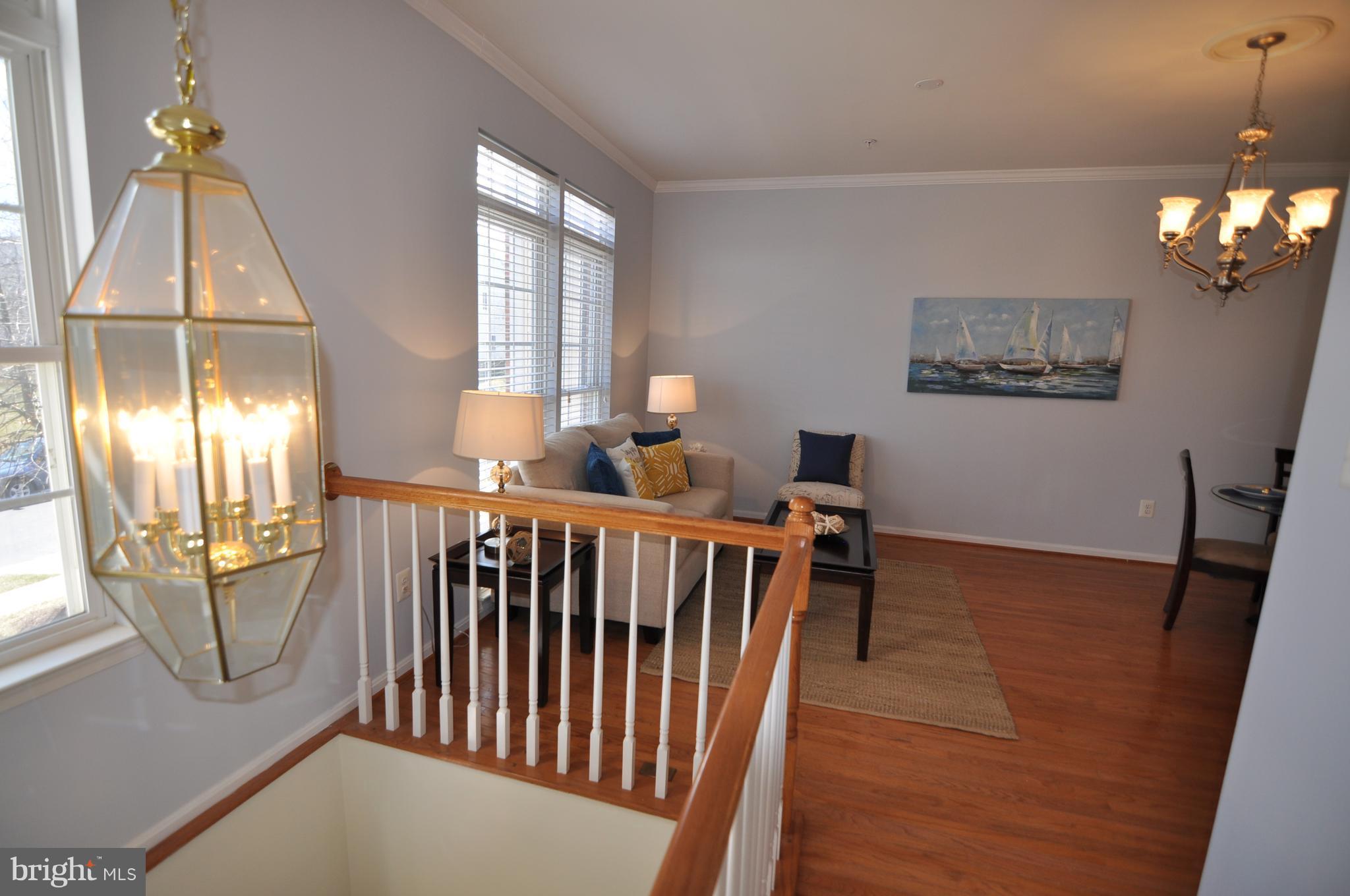 806 Mericrest Way Odenton, MD 21113 - Photo 5 of 30 Living Room