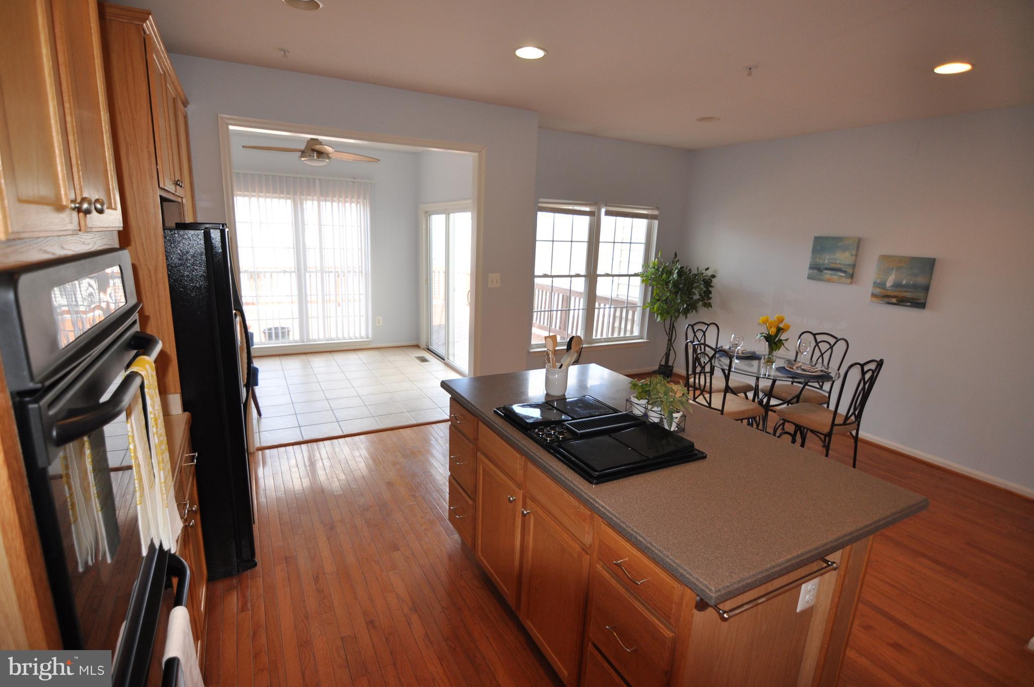 806 Mericrest Way Odenton, MD 21113 - Photo 10 of 30 Kitchen