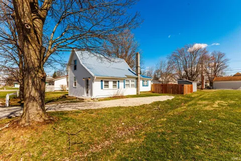 $163,500 | 916 North Richmond Street, Hartford City, IN 47348
