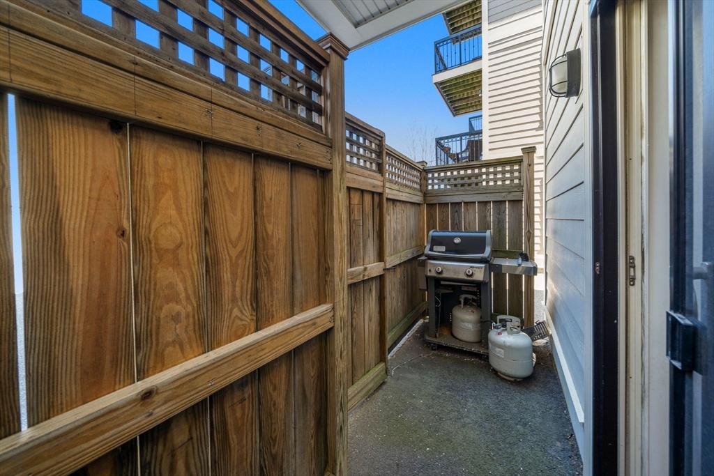 858 East 2nd Street, Unit 2 Boston, MA 02127 - Photo 21 of 24