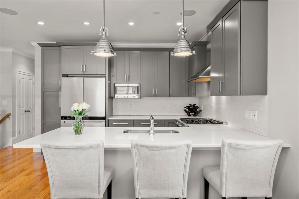 858 East 2nd Street, Unit 2 Boston, MA 02127 - Photo 4 of 24